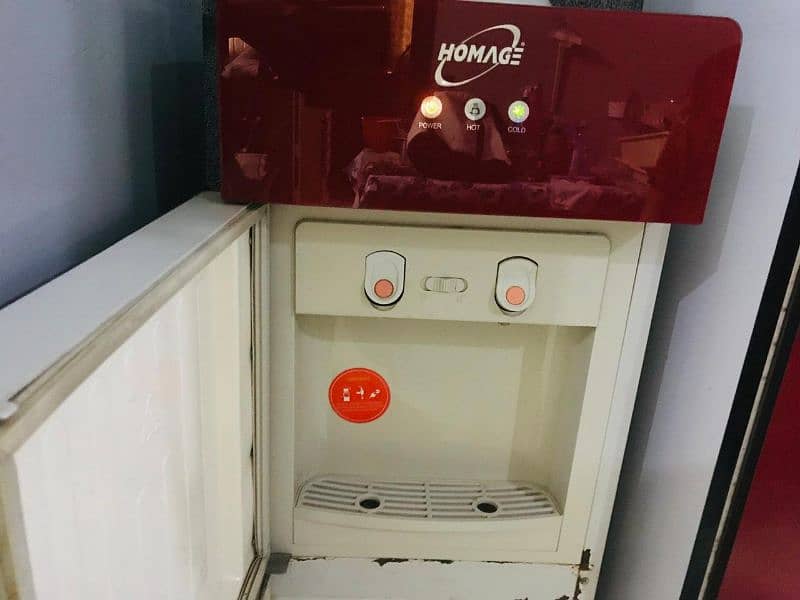 dispenser genuine and excellent condition 2