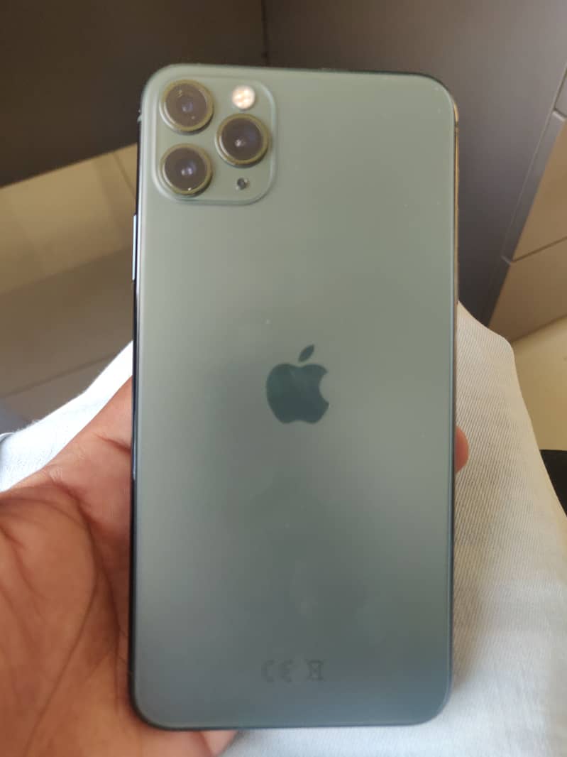 Non PTA Iphone 11 pro max 64 Gb face ID disabled 6