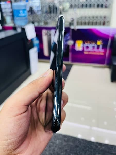 iPhone 11 Pro Max 64GB 3