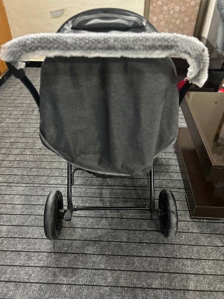 baby pram 1