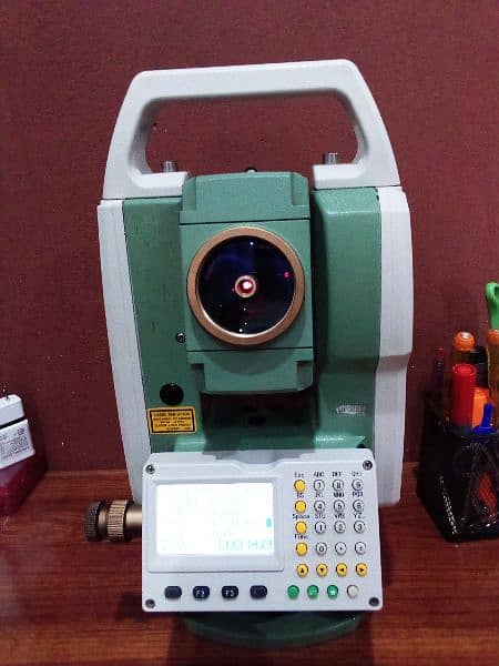 Total Station Foif 4