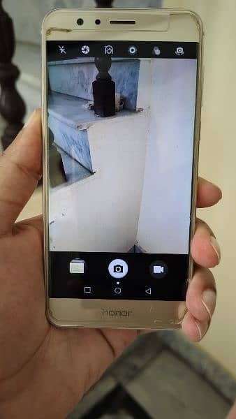 Huawei Honor 8 4