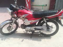 Yamaha jaanun 2010( 03431887228)