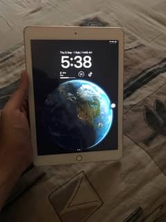 Apple iPad 6th generation for Sale in Lahore