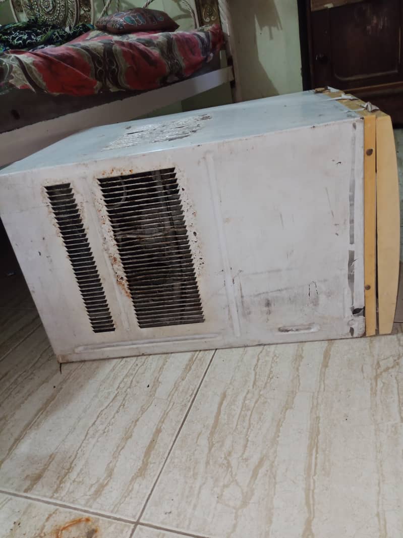 PANASONIC Window AC for sell in very good and working condition 4