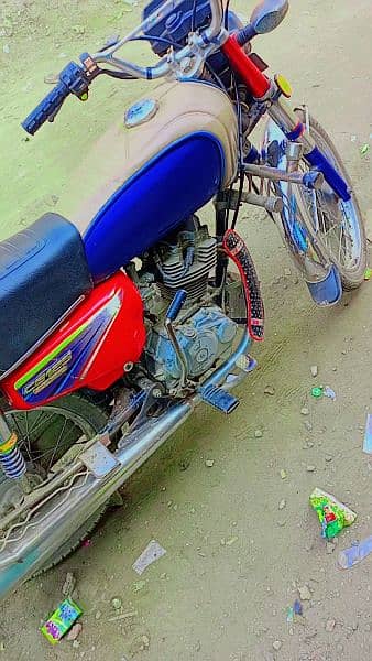 Honda 125 2012 Model Rim and tire tope New hain. 3