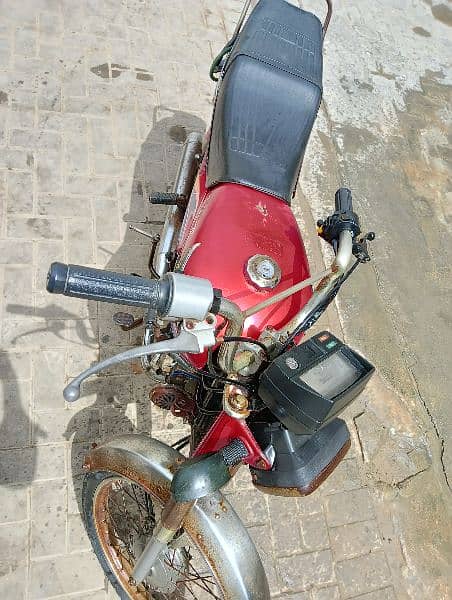 Honda CD-70 2006 Model 9