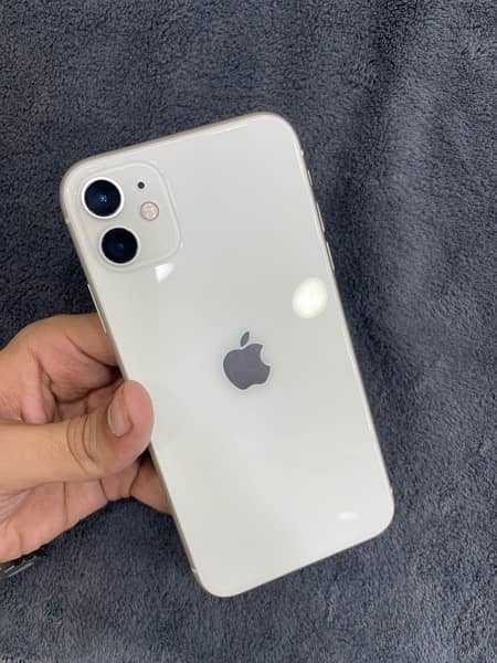 IPHONE 11 64GB PTA APPROVED 2