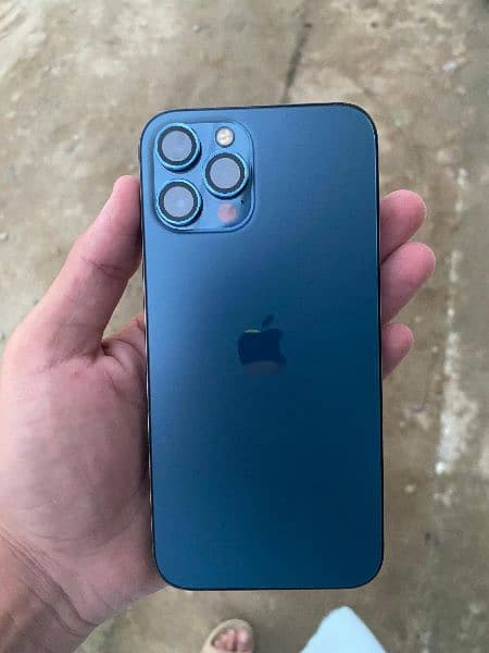 I phone 12 pro max 10 by 10 condition 1