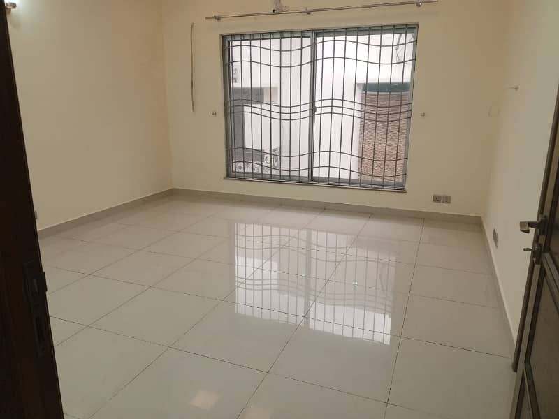 DHA Phase 2 Kanal Upper Portion For Rent 10