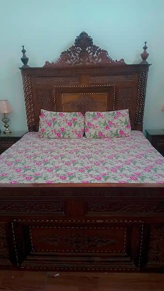 Chinyoti bed set available 1