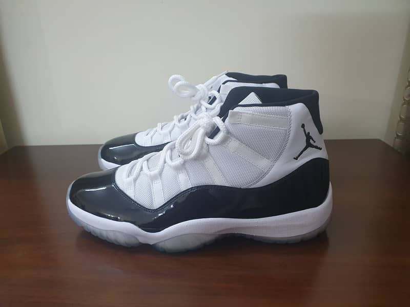 Nike Air Jordan 11 Concord / Basketball shoes / Retro sneakers 0