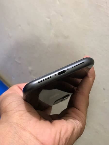 Iphone 11 128 Gb Factory Unlock Waterapck 7