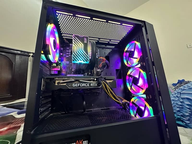 Gaming pc *with boxes* 1
