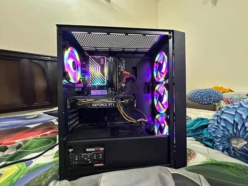 Gaming pc *with boxes* 2