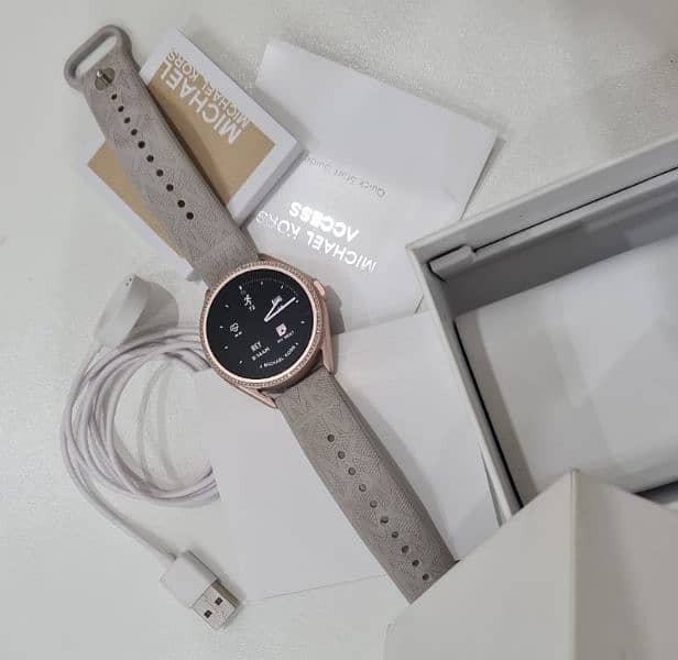 Michael Kors Smartwatch Gen 5E (Darci) 0