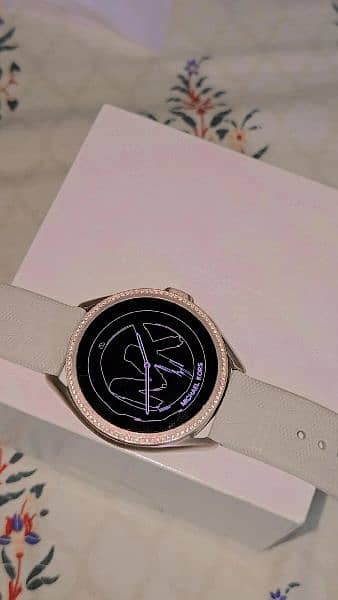 Michael Kors Smartwatch Gen 5E (Darci) 3