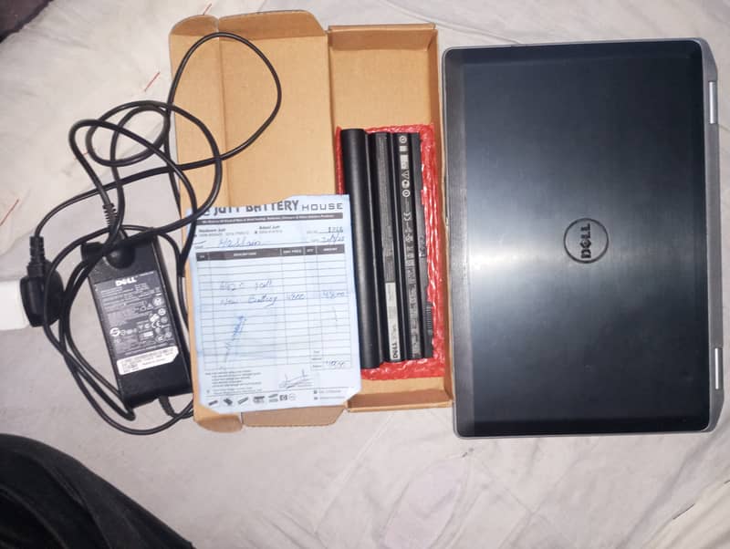 Dell Latitude Core i5, 8GB RAM, 256GB SSD – Upgraded Battery & Charger 3