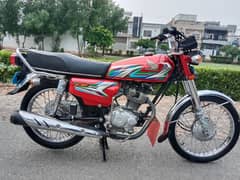 Honda CG 22/23 model punjab registred. O3O8-56-88-797. faisalabad