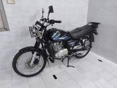 Suzuki GS 150 2021