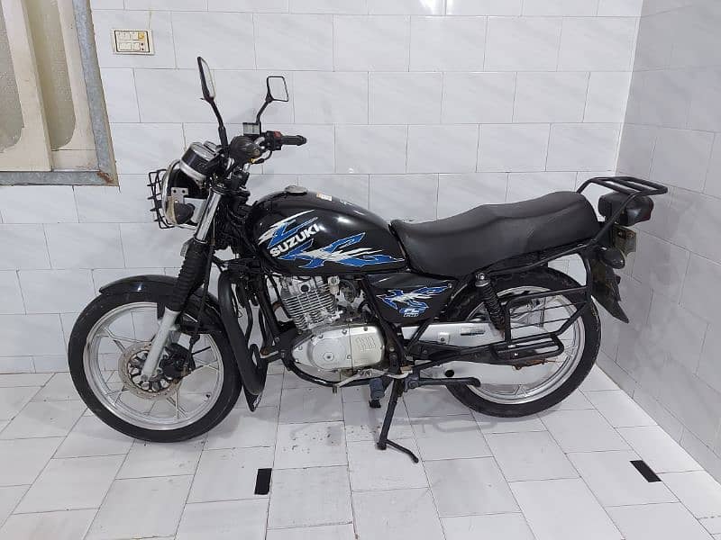 Suzuki GS 150 2021 2