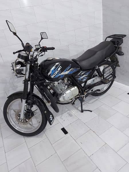 Suzuki GS 150 2021 6