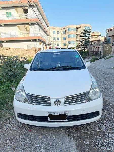 Nissan Tiida 2007 3