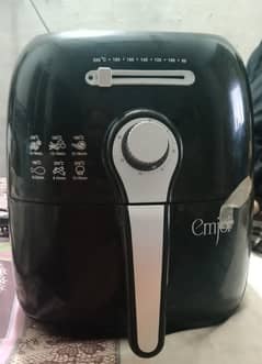 air fryer 2.5l just like new