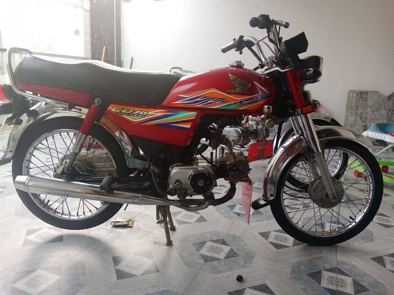 Honda CD 70 5