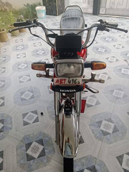 Honda CD 70 6