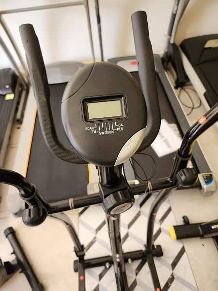 treadmils. (0309 5885468). gym cycles. home gym. ellapticals. spin bike 16