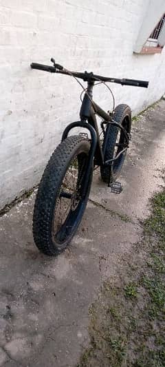 Fat tyre bicycle new condition urgent sale