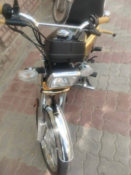 CG 125 GOLD Special edition 2024 2