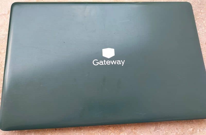 Gateway Laptop AMD Ryzen 5 3450U 4