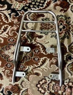 Genuine back/rear carrier Suzuki GD 110