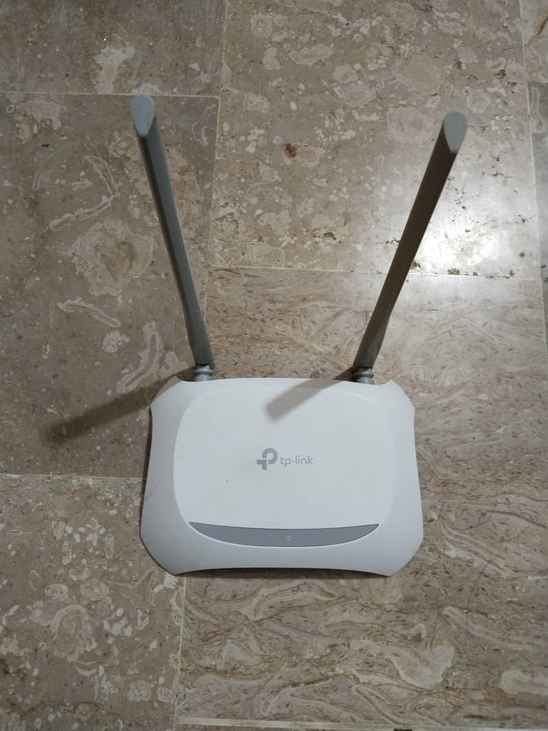 WiFi Router tp-link TL WR840N 300mbps adapter & Power bank 1