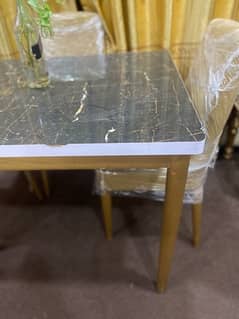 Table with 4 chairs new