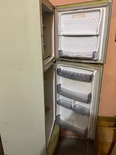 Medium fully well conditioned  fridge less usage perfect condition