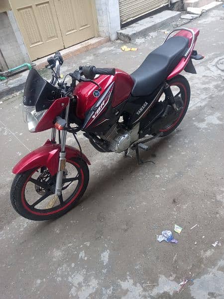 ybr 125 2023 model,,,,,,,,03/09/08/08/044 1