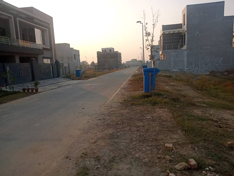 5 Marla Fully Developed Plot in Bahria Orchard Phase 1 - Easter 2