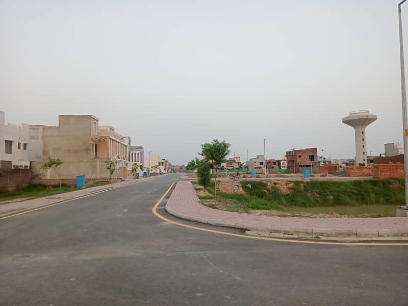 5 Marla Fully Developed Plot in Bahria Orchard Phase 1 - Easter 7