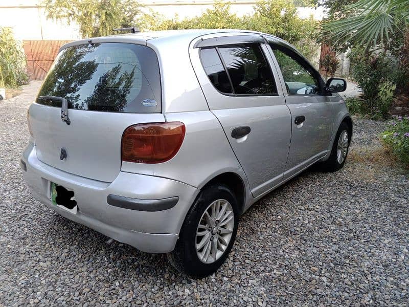 Toyota Vitz 2003 1