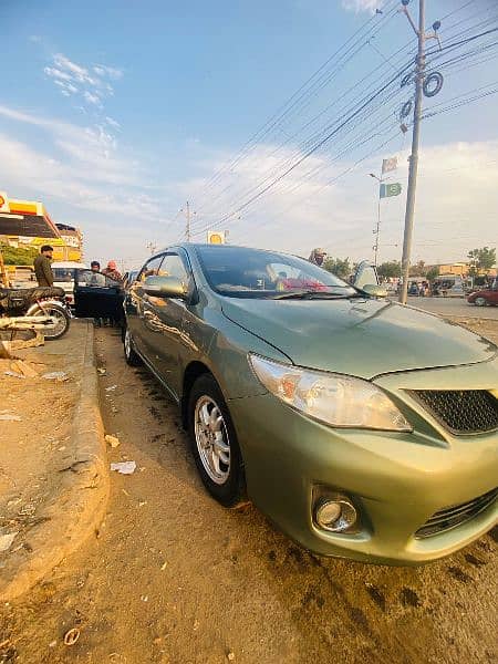 Toyota Corolla GLI 2011 5