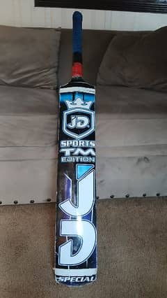 JD CRICKET BAT BEST QUALITY NEW CONDITION. 10/10 BEST.