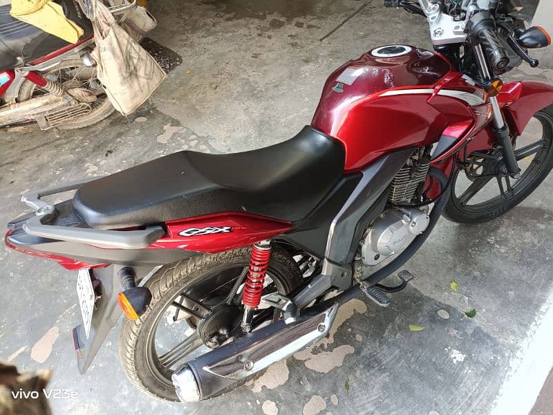 gsx 125Suzuki,tubeless tire,self start,good average,documents clear 2