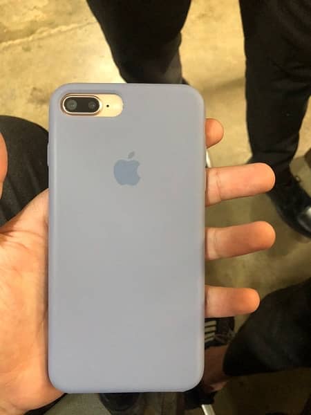 Iphone 8plus 64gb pta approved with 20000 mah power bank 8