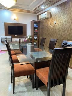 Dinning table / 8 seater / pure wood / dinning table for sale