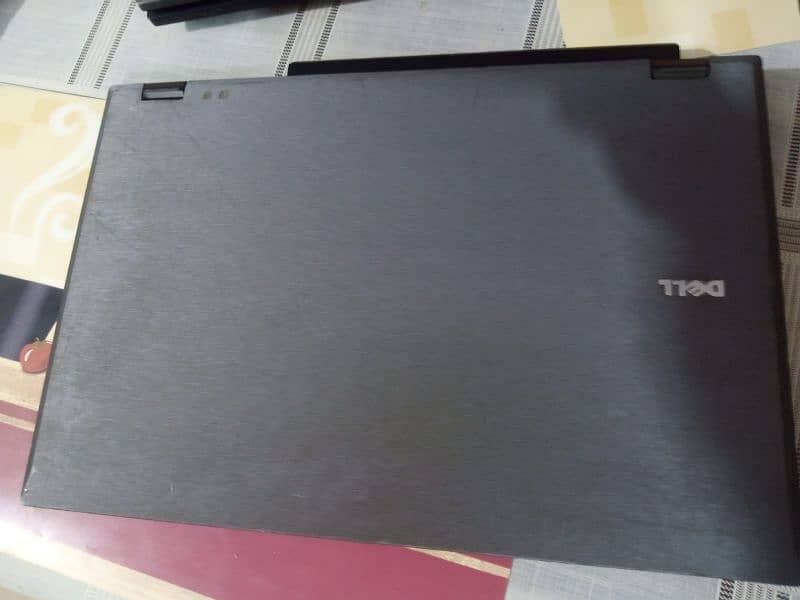 Dell latitude E5510 1