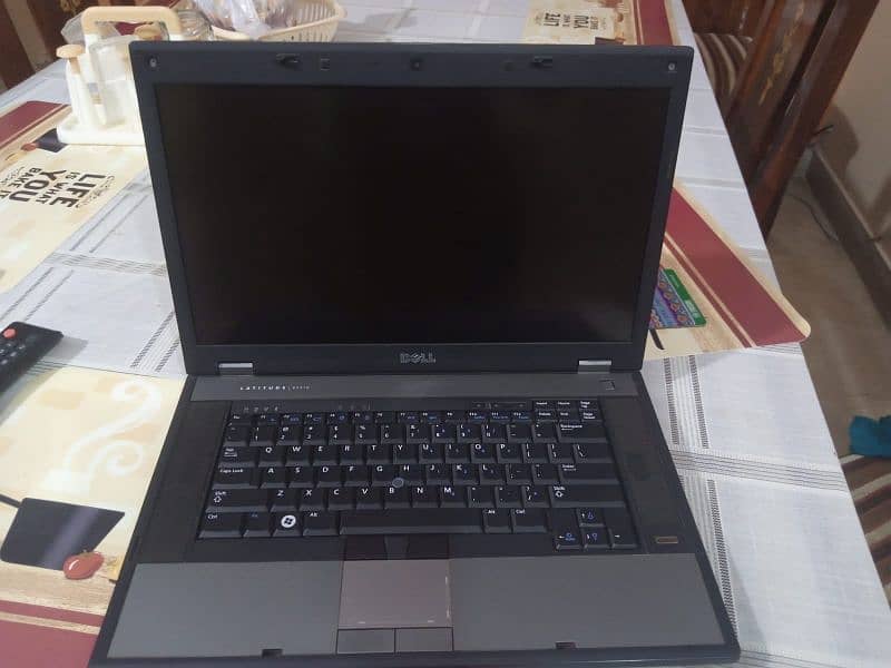 Dell latitude E5510 2