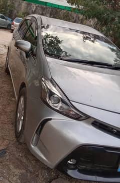 Toyota Prius Alpha 2015 for Sale in Islamabad Family Car for Sale